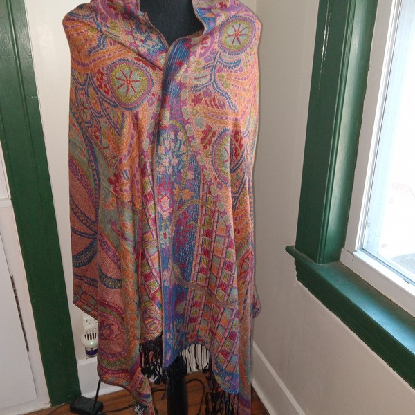 bright colors and quirky designs make this wrap a real eye-catcher.